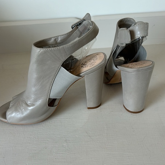 Vince Camuto open toe, sling back heels - Picture 2 of 9